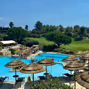 Appartement Hameau Des Amandiers-vue Mer & Golf, Saint-Cyr-sur-Mer